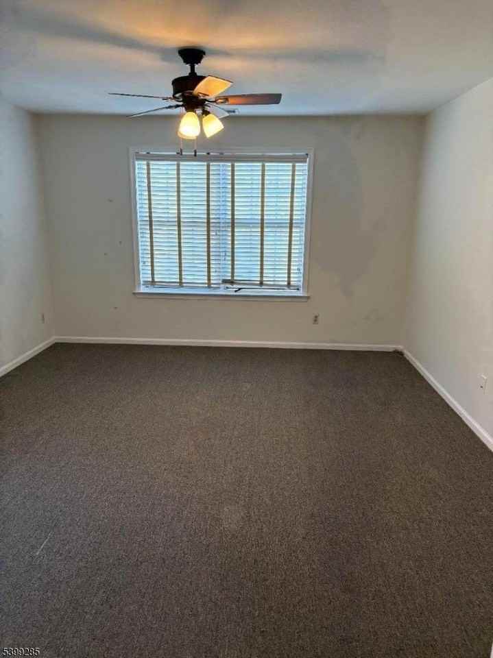 420 Stratford Pl - Photo 7 of 27