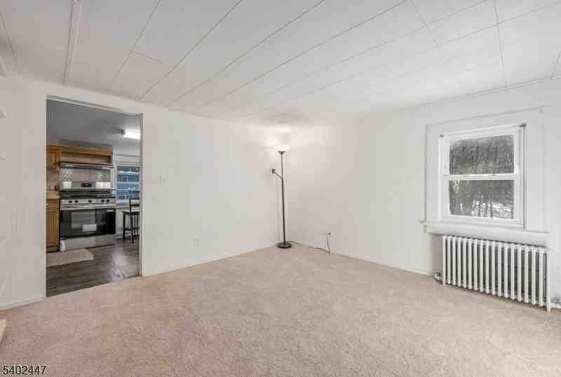 69 Weaver St Unit 2 - Photo 5 of 20