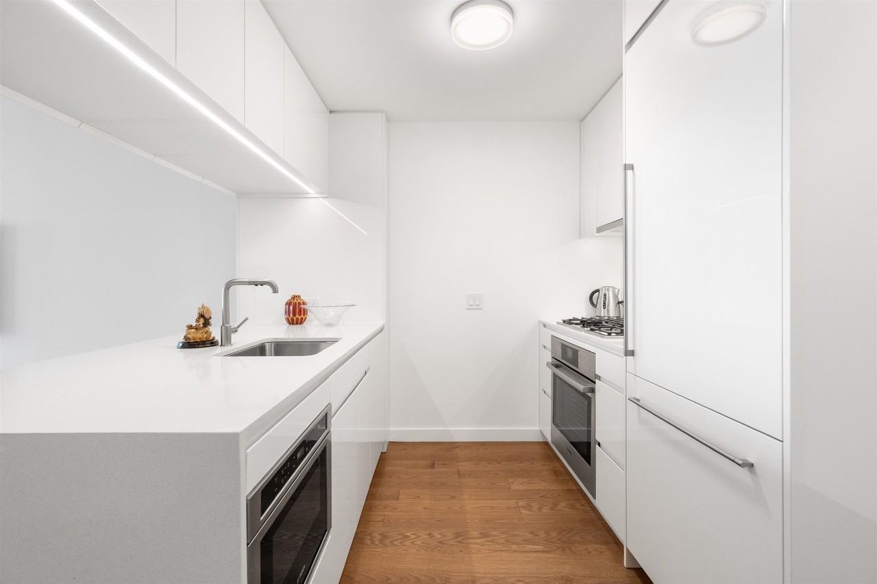 99 Hudson St #2400 - Photo 5 of 41