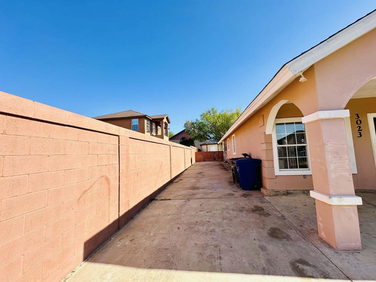 3023 Potomac Loop - Photo 3 of 20