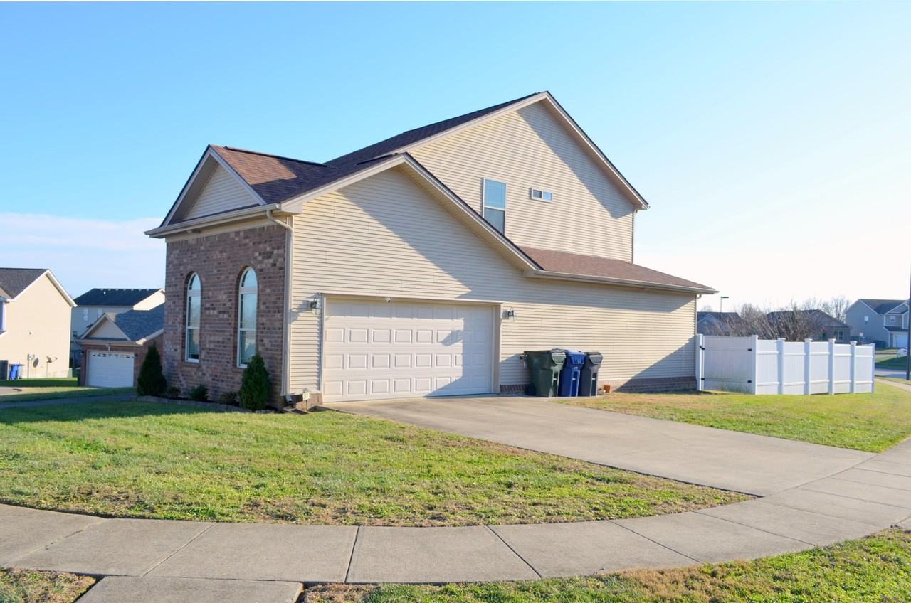 3012 Tiburon Ct - Photo 2 of 27