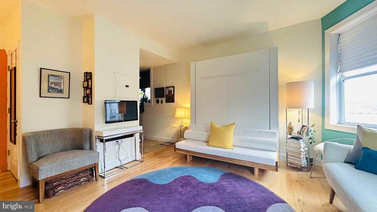 1816 Kalorama Rd Nw - Photo 6 of 20