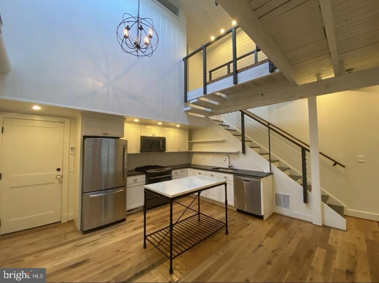 19 E Branch Ln - Photo 2 of 13