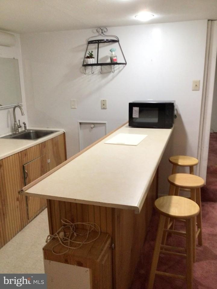 1307 Fairlakes Pl - Photo 3 of 14