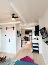 1943 W Cullerton St Apt 2r #2R - Photo 1 of 1