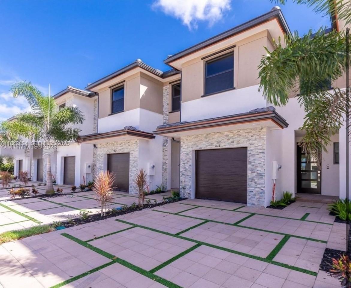 9113 Nw 159th St #9113 - Photo 6 of 33