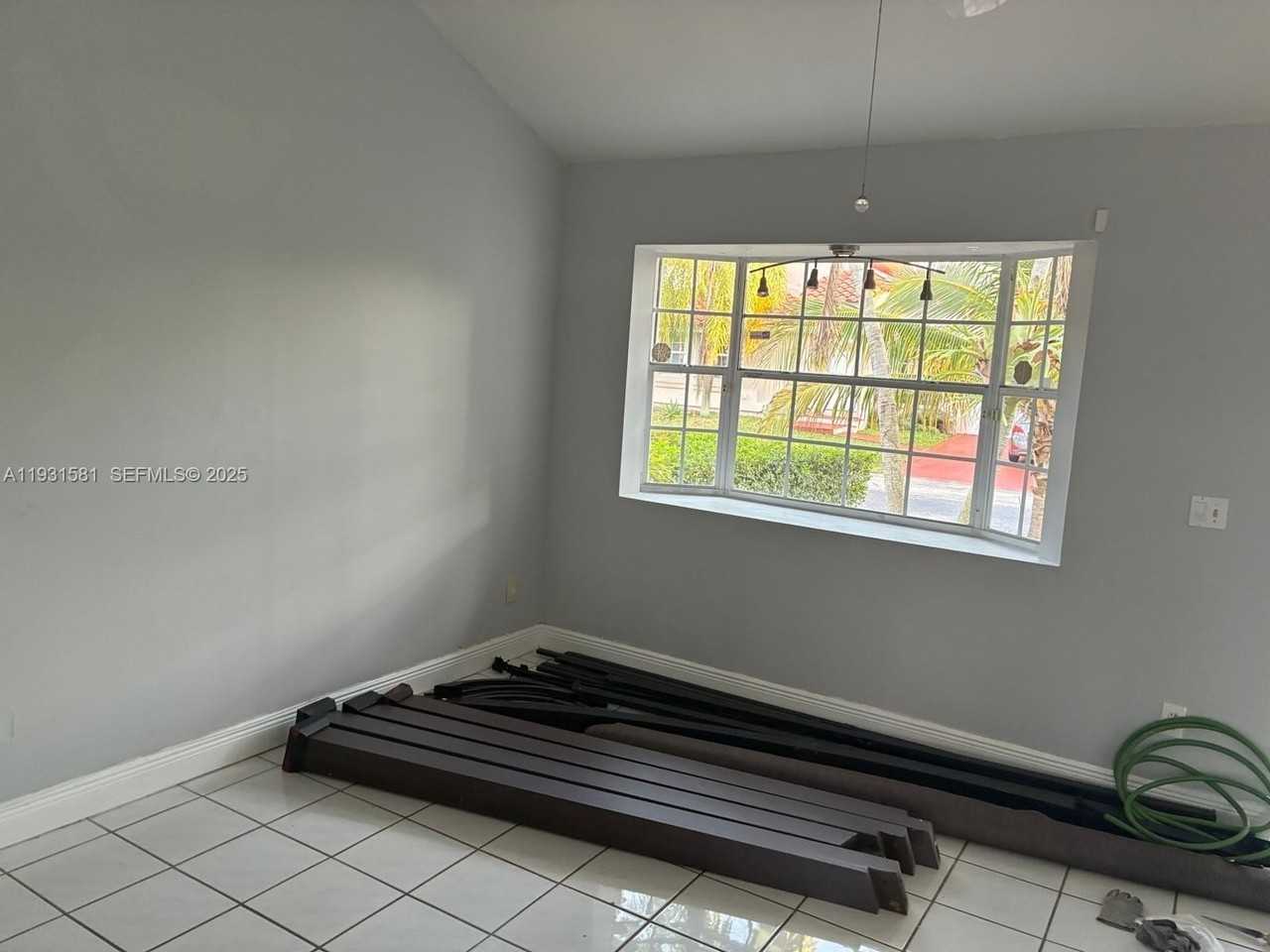 16055 Sw 112th Ter #16055 - Photo 6 of 20