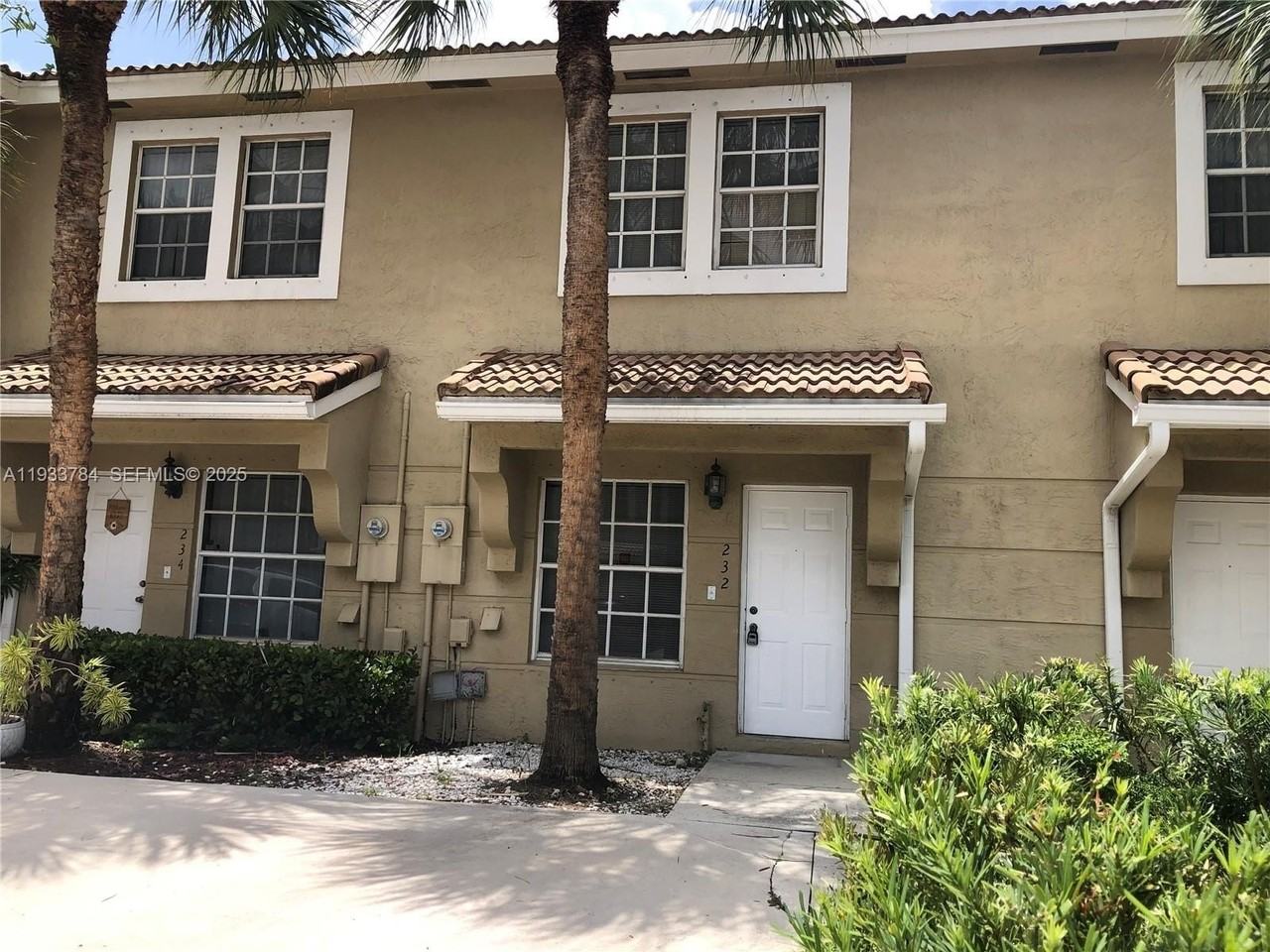 232 Sw 122nd Ter #232 - Photo 3 of 22