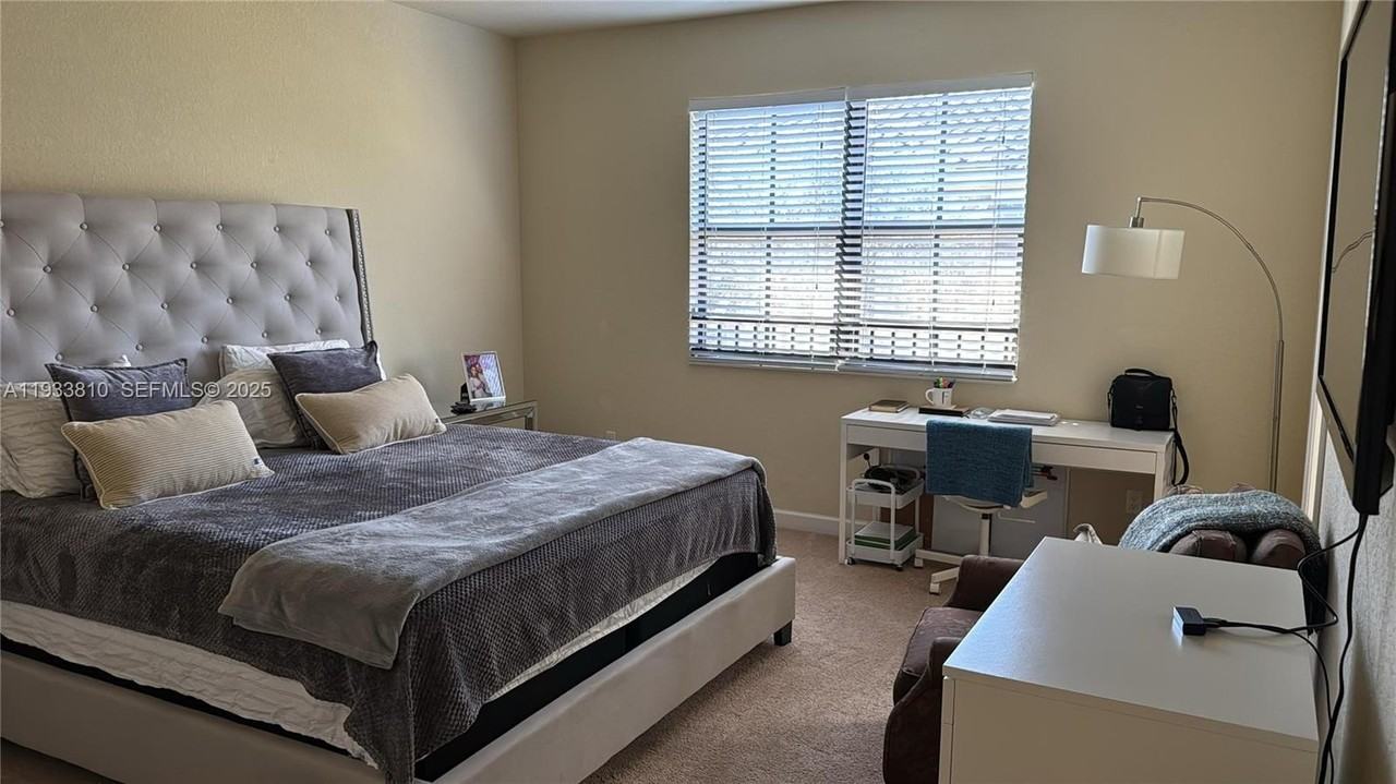 8437 Blue Cove Way #8437 - Photo 5 of 19