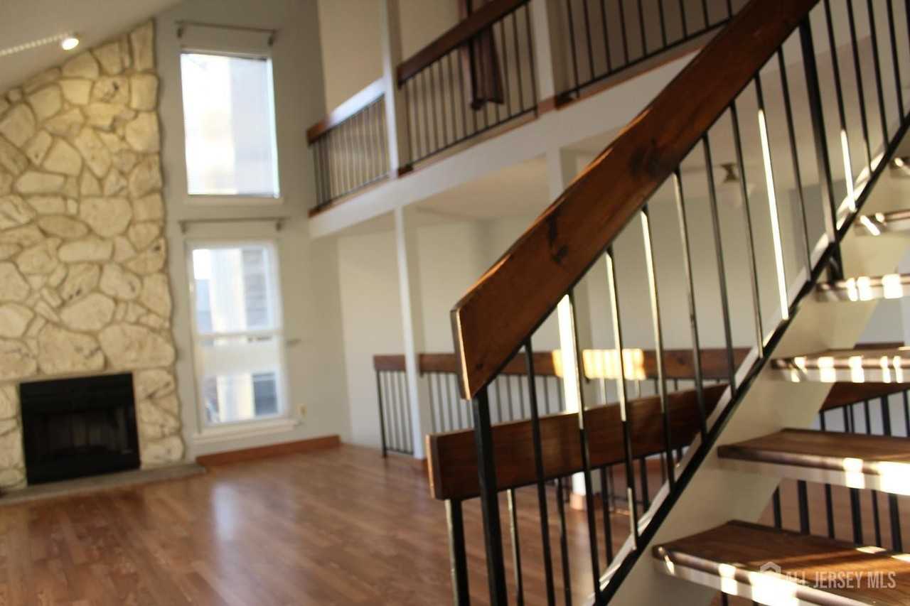 224 Westgate Dr - Photo 6 of 36