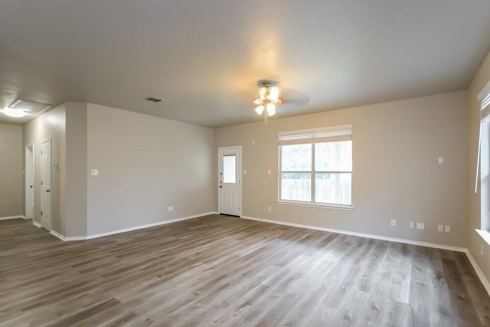 15327 Nesting Way - Photo 3 of 16