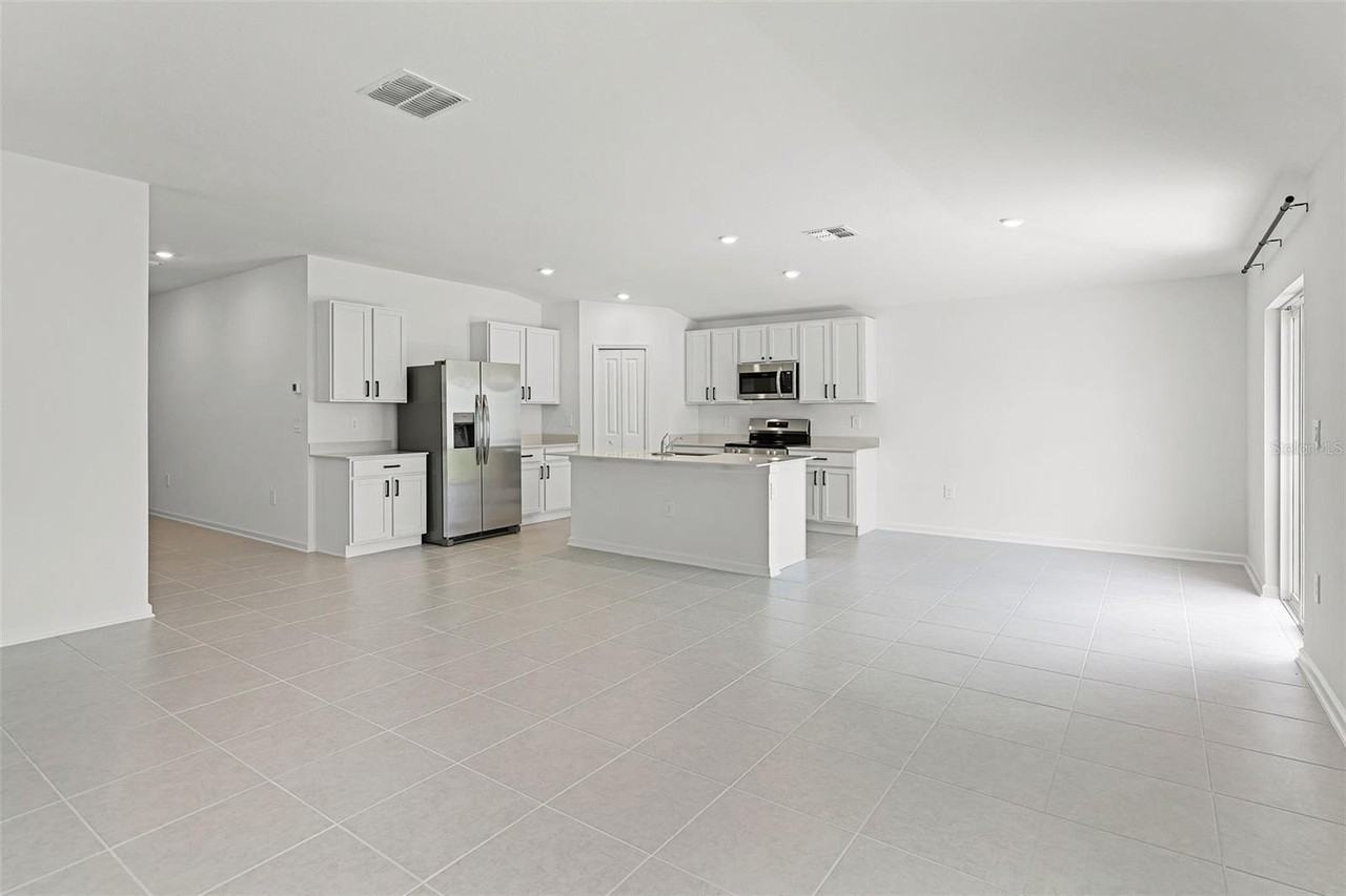 2110 Lasso Loop - Photo 3 of 30