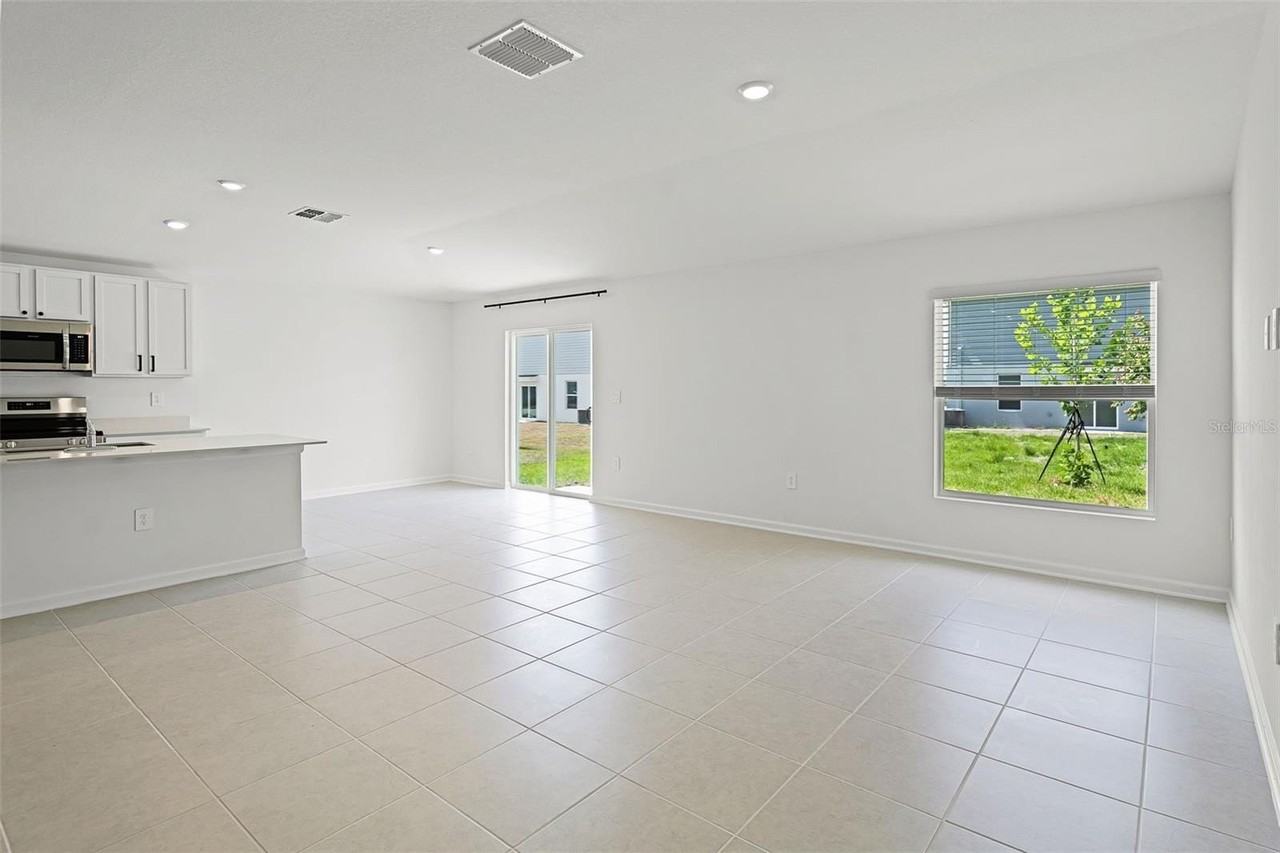 2110 Lasso Loop - Photo 4 of 30