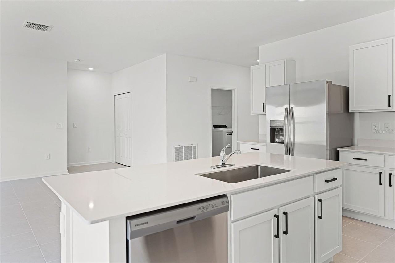 2110 Lasso Loop - Photo 7 of 30