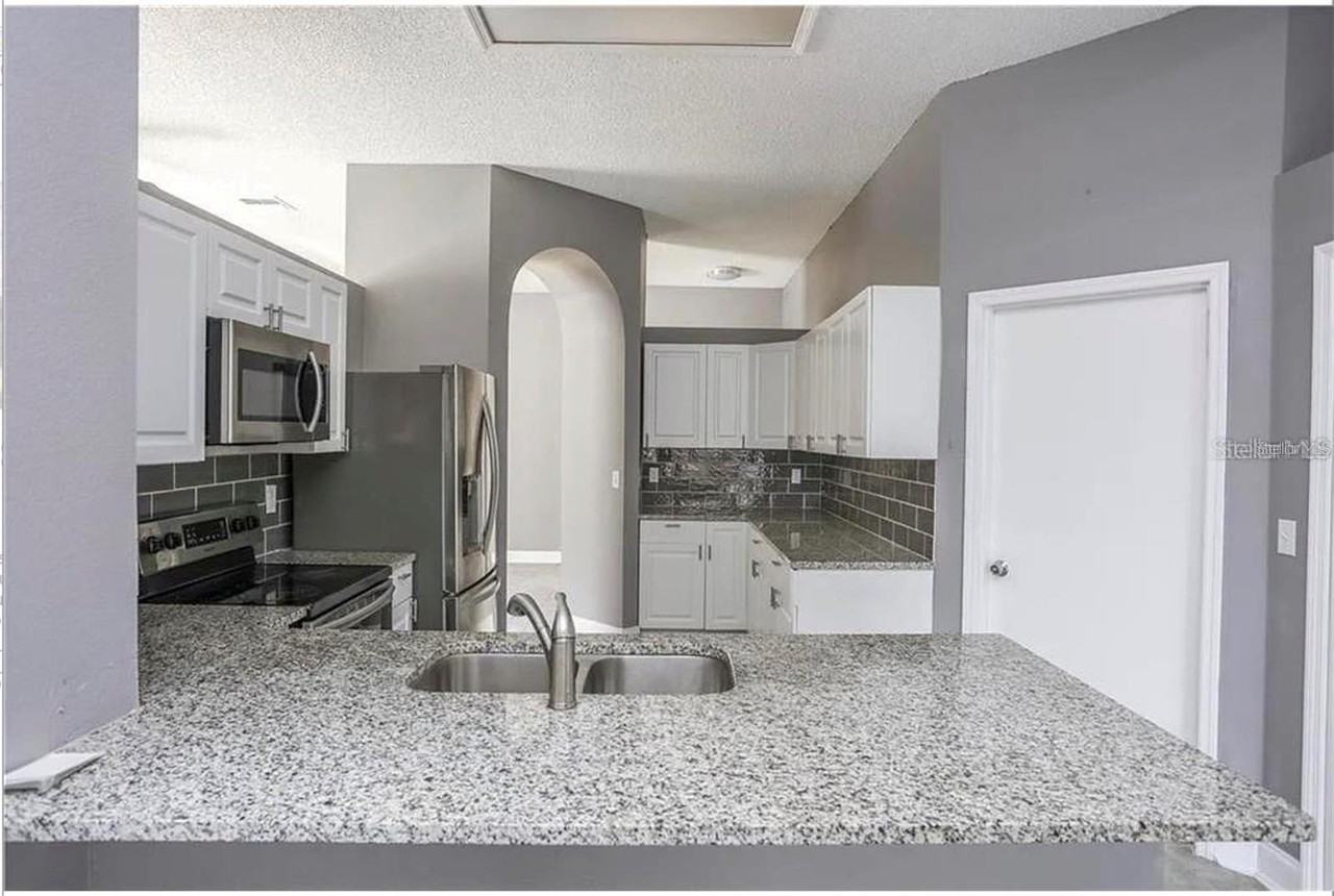 12834 Woodbury Glen Dr - Photo 5 of 11