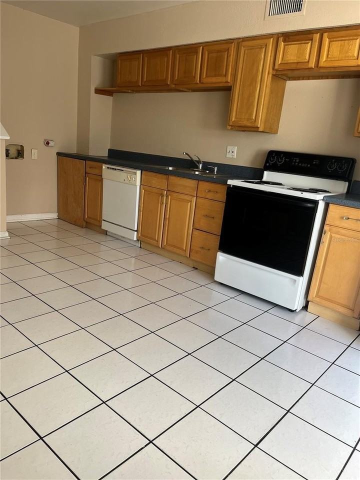 7323 Jackson Springs Rd - Photo 3 of 6