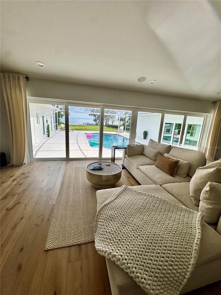 1021 Temple Grove Pl - Photo 5 of 17