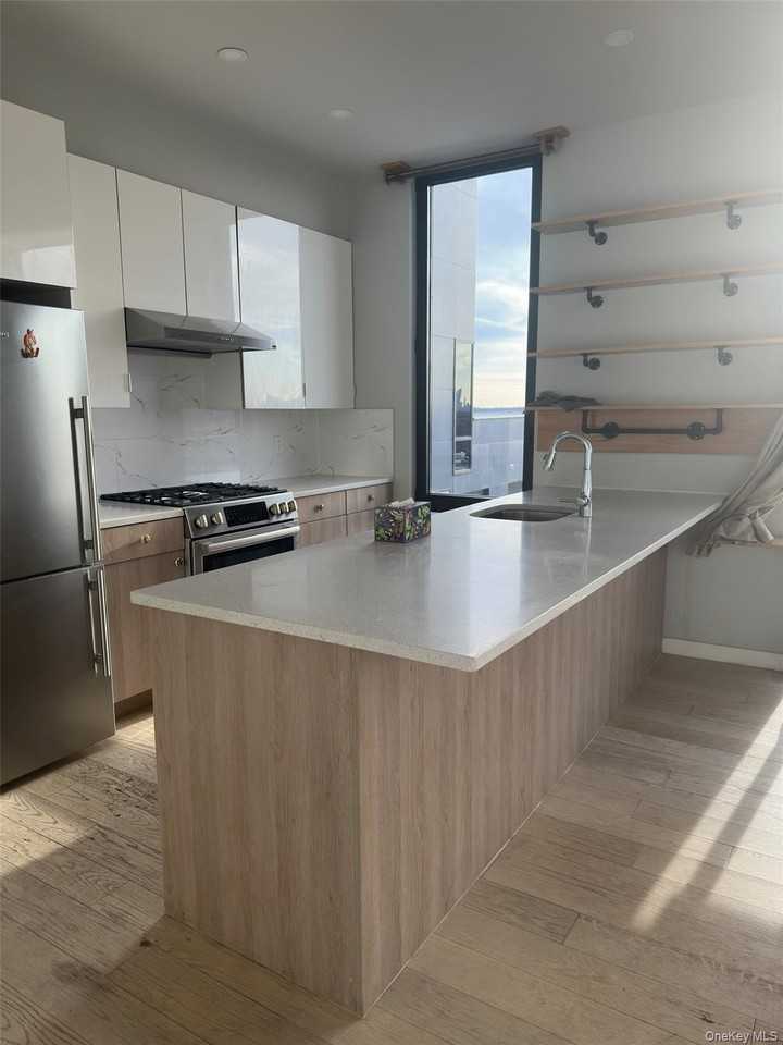 8808 Justice Ave Unit Phb #PHB - Photo 2 of 9