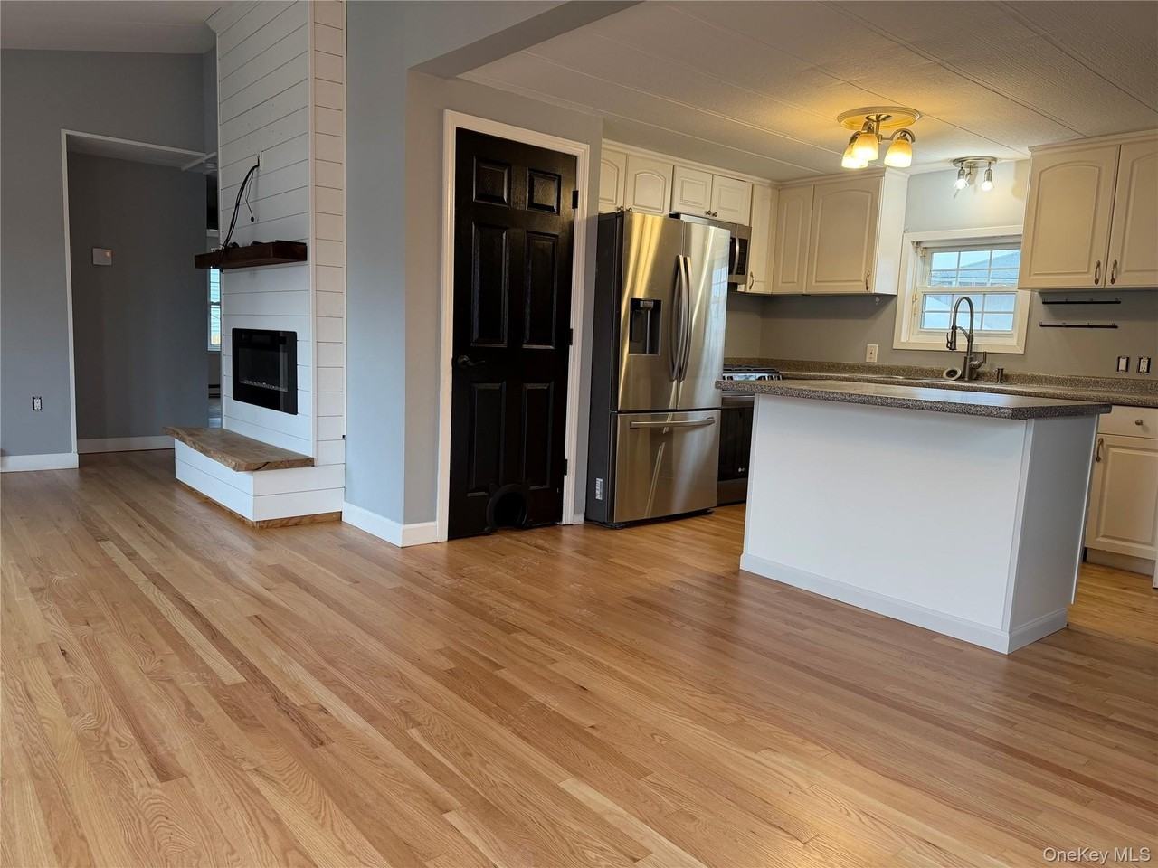 101 Rosevale Ave - Photo 6 of 7