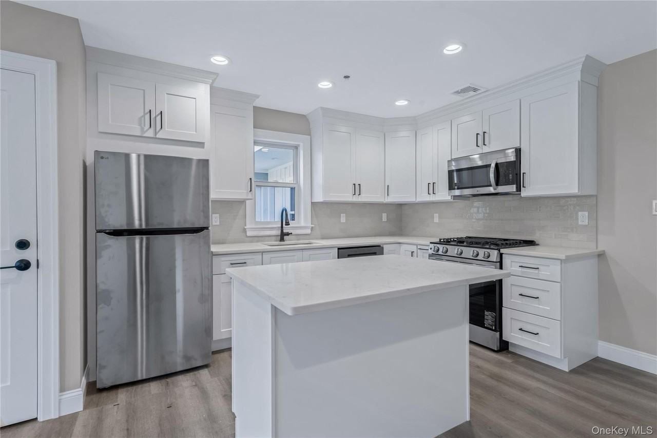 110 School St Ste 1 #1 - Photo 3 of 15