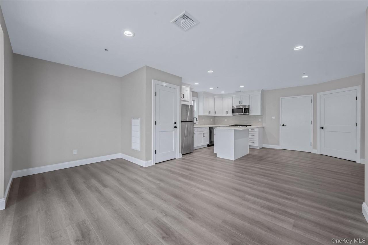 110 School St Ste 1 #1 - Photo 7 of 15