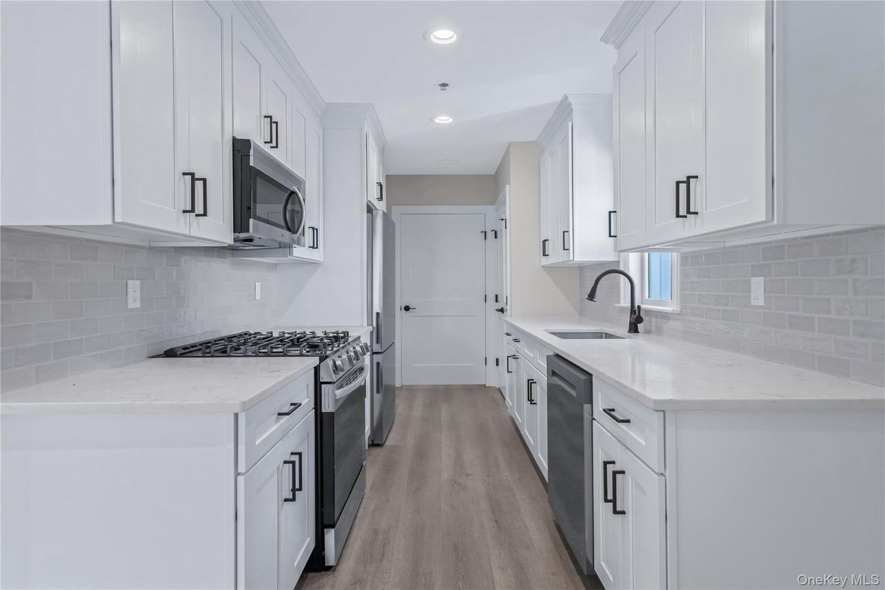 110 School St Unit 8 #8 - Photo 2 of 13