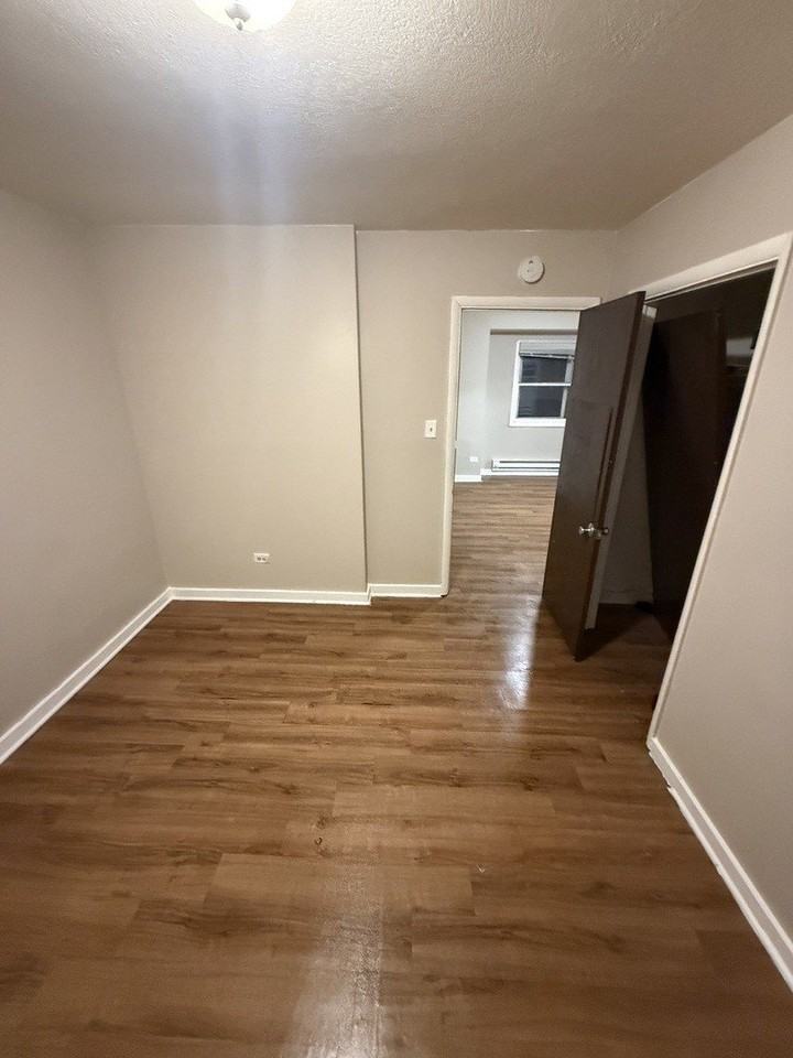 263 N Wildwood Ave - Photo 7 of 35