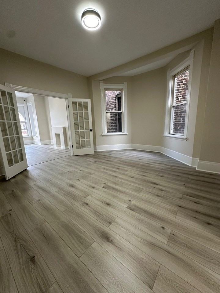 2739 W Haddon Ave Apt 3 #3 - Photo 5 of 9