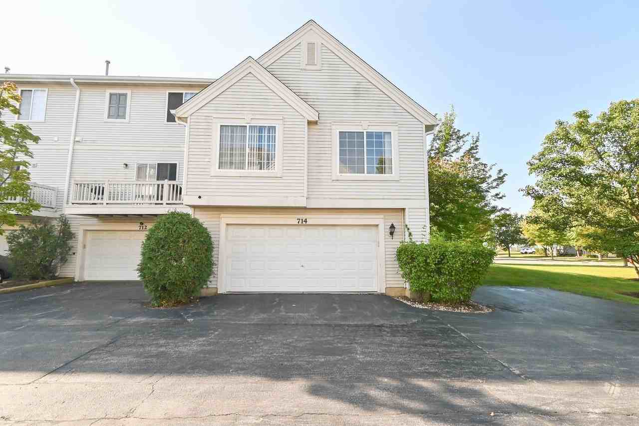 714 S Rosehall Ln - Photo 2 of 23