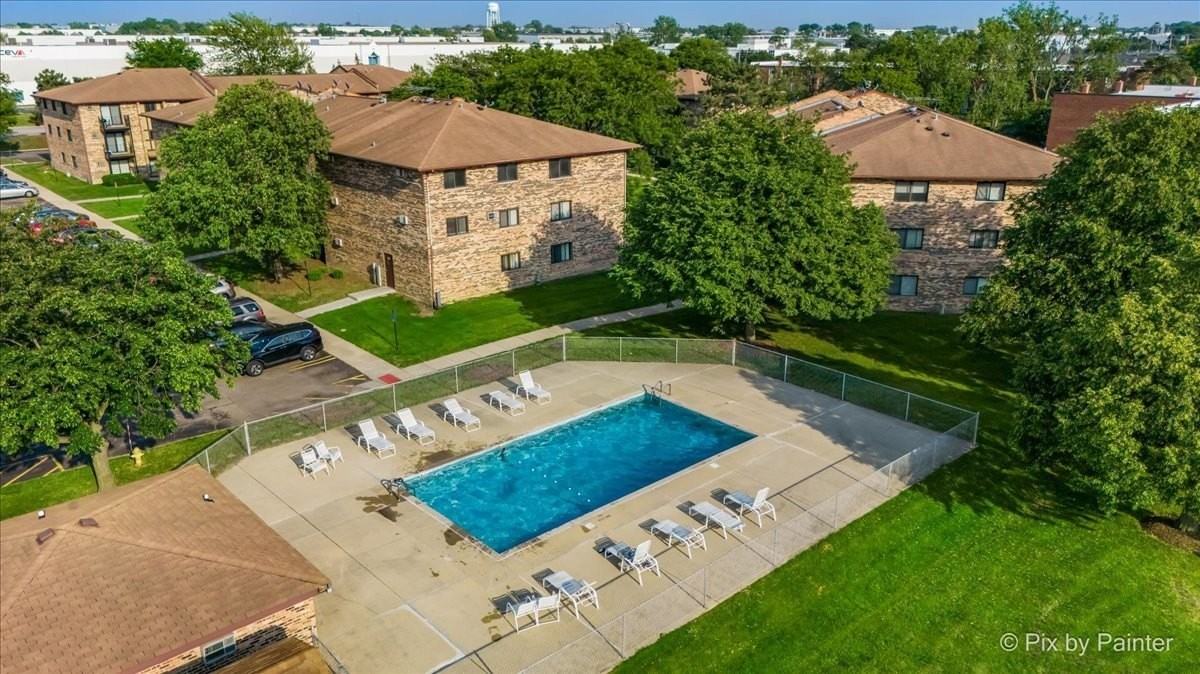 312 Klein Creek Ct Apt B #B - Photo 4 of 27