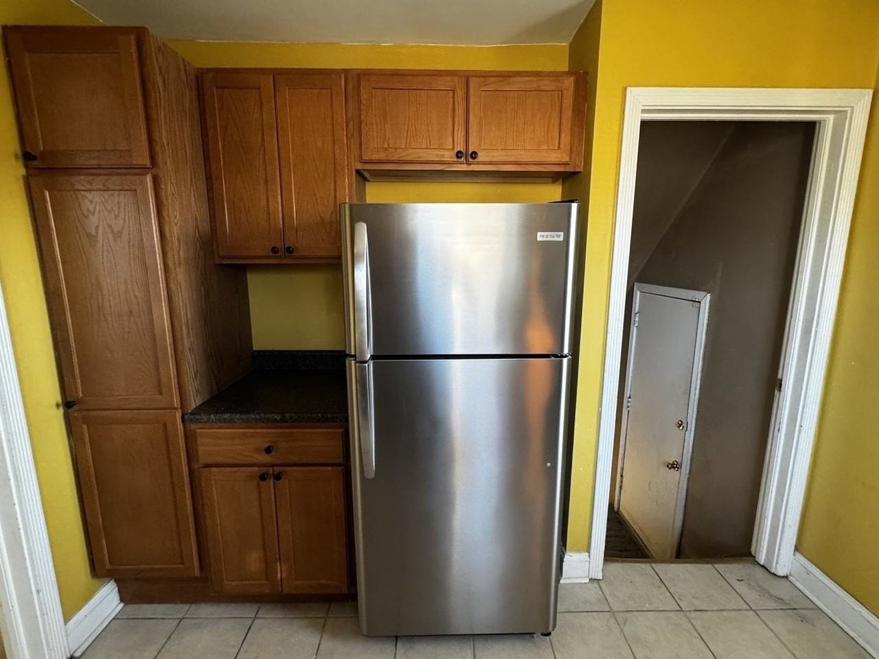 9556 S Forest Ave - Photo 7 of 16