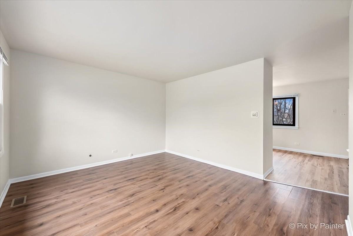 18951 Chestnut Ave - Photo 3 of 23