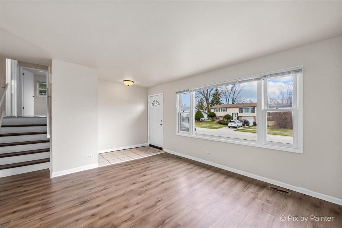 18951 Chestnut Ave - Photo 4 of 23