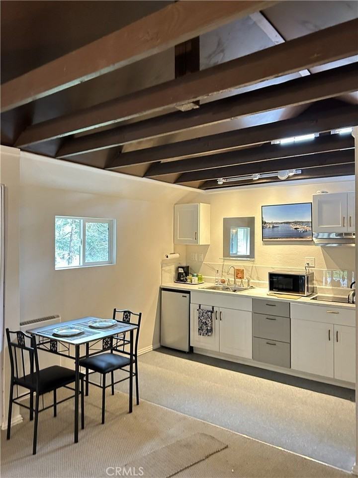 21803 Plunge Rd - Photo 2 of 7