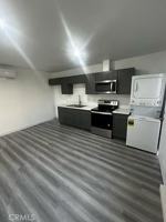 featured image of 648 E Cerritos St #2