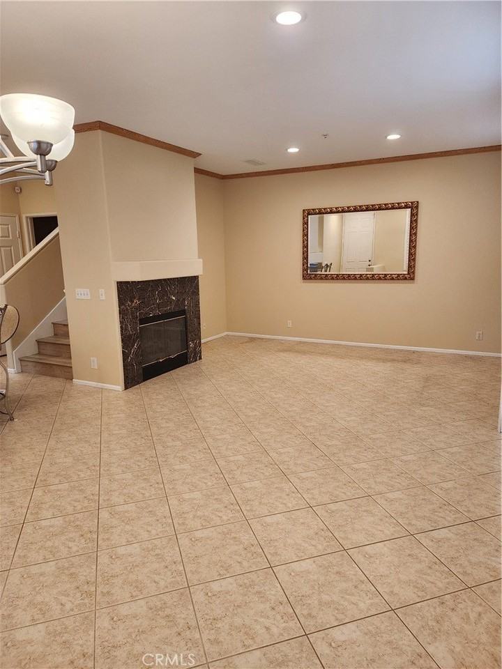 3410 E Glastonbury Ln #A - Photo 7 of 34