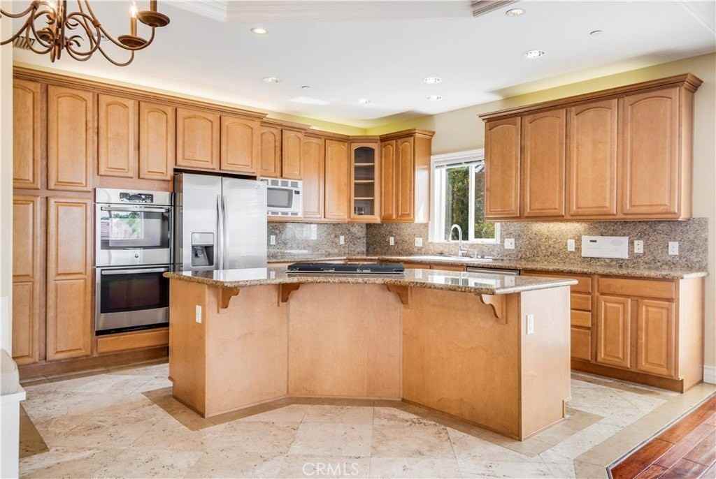 513 N Juanita Ave #B - Photo 7 of 35