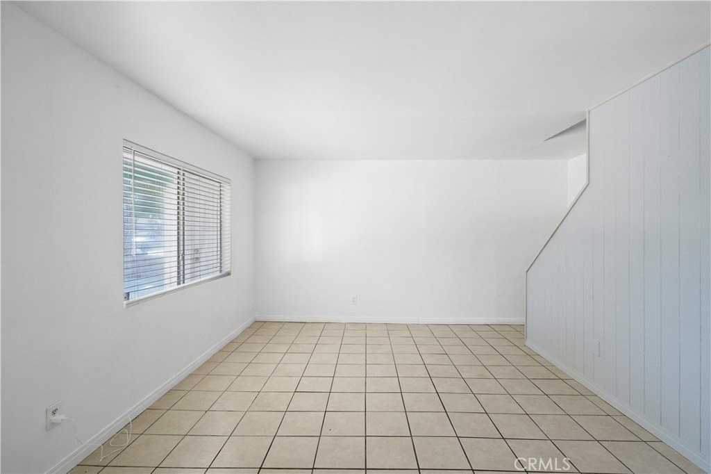 44043 Hoban Ave - Photo 6 of 50