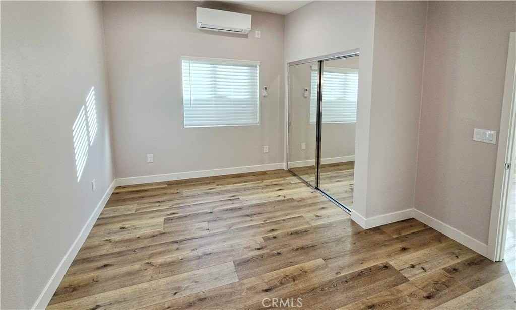 5634 Wish Ave - Photo 4 of 7