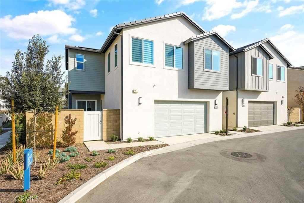 273 Shoveler - Photo 2 of 32