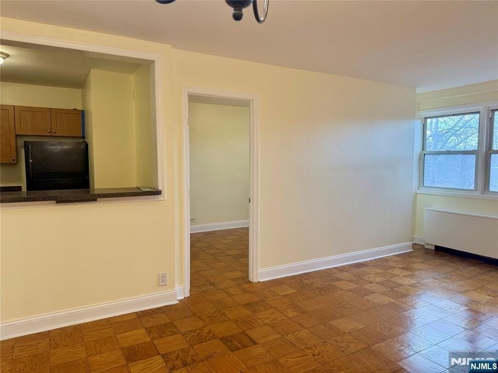 E 39th St - Photo 6 of 19