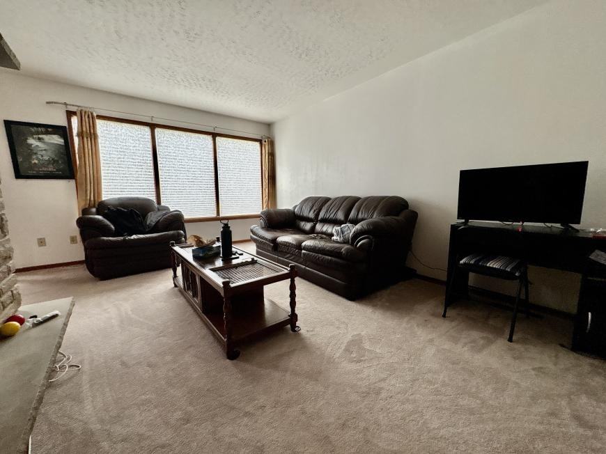 28 Penfold St - Photo 2 of 10