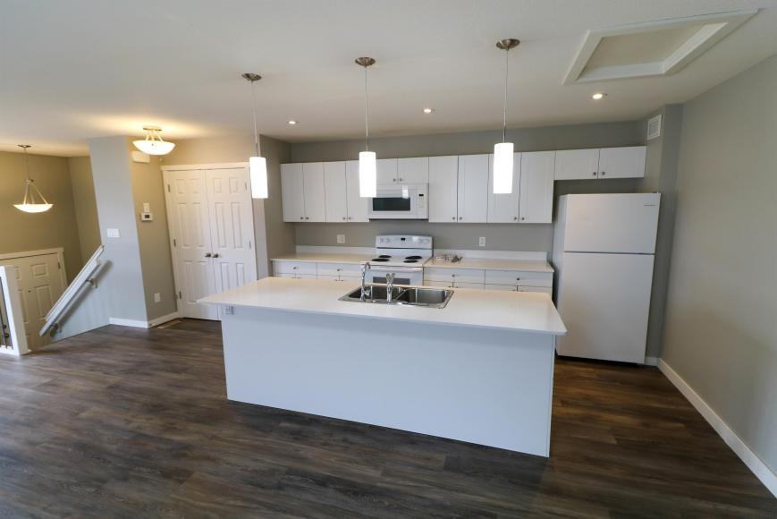 503 Ottawa St - Photo 7 of 10