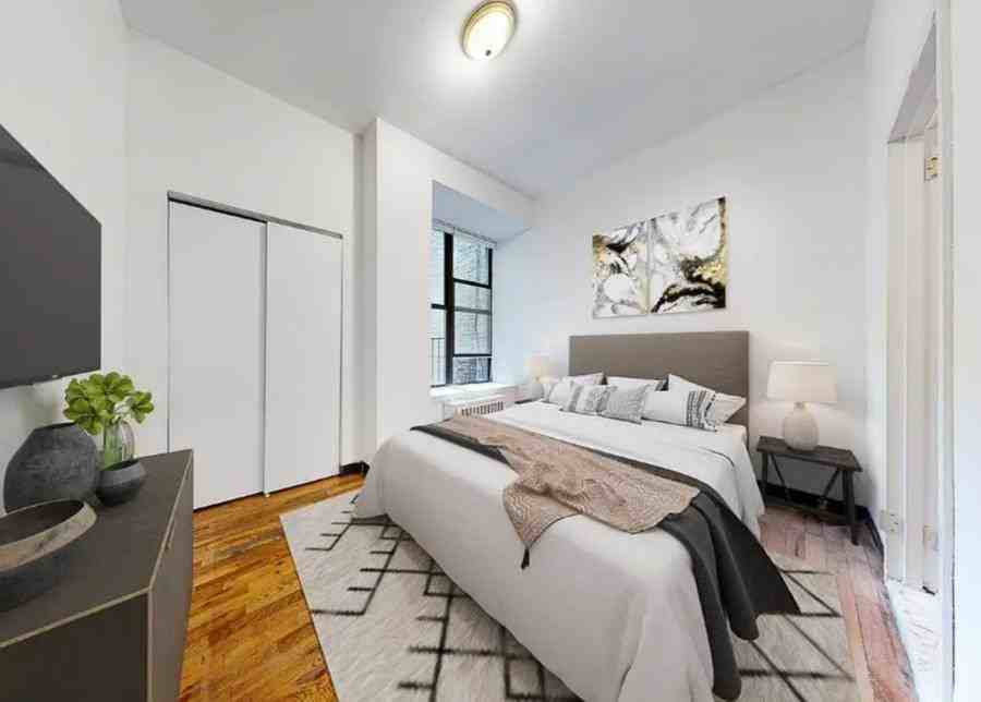 241 W 113th St - Photo 2 of 4