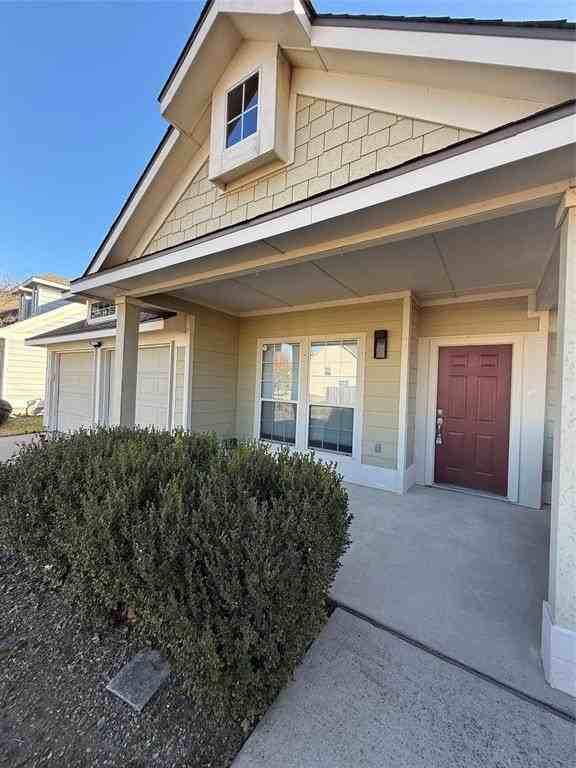 1505 Lacewing Dr - Photo 2 of 24