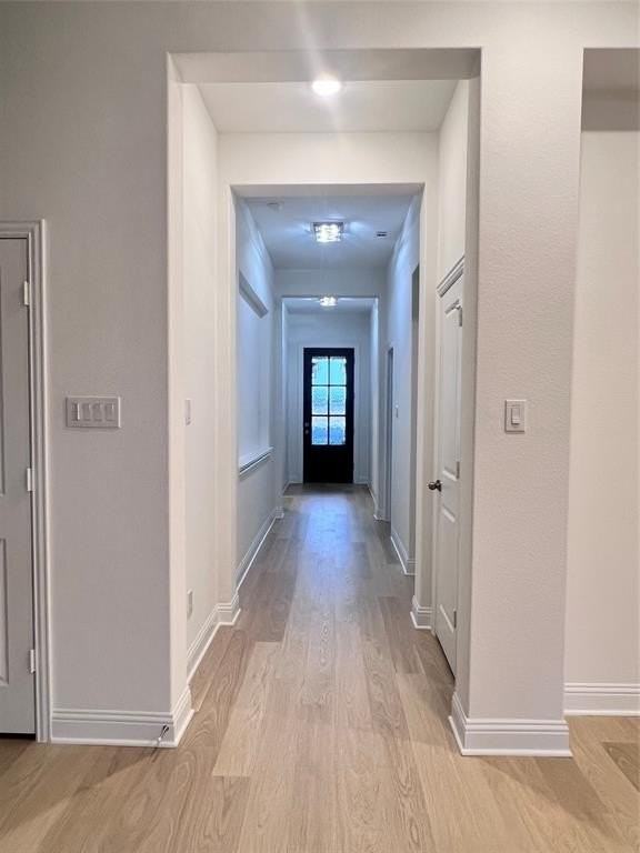 1805 Willowhurst Ln - Photo 3 of 21