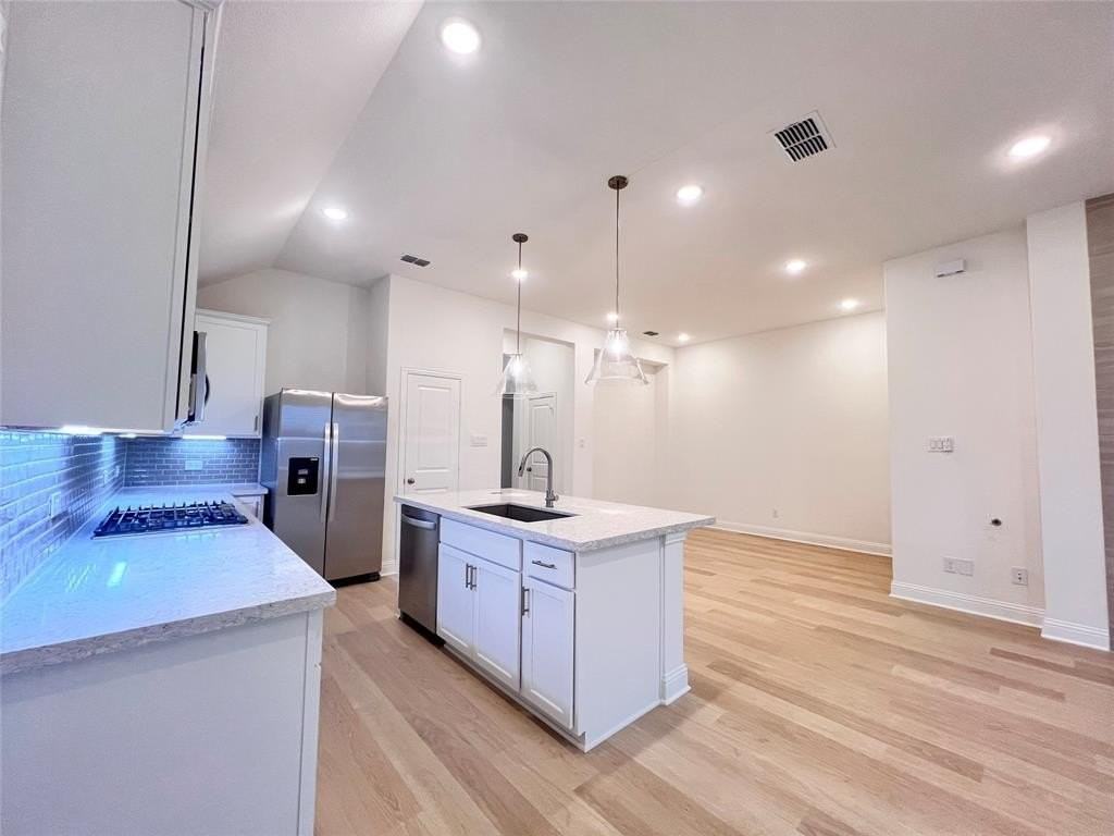 1805 Willowhurst Ln - Photo 6 of 21