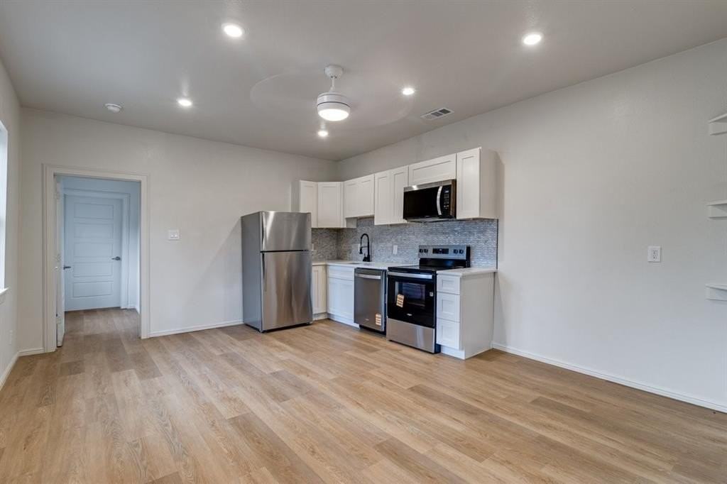 3838 Peoria St #B - Photo 2 of 6