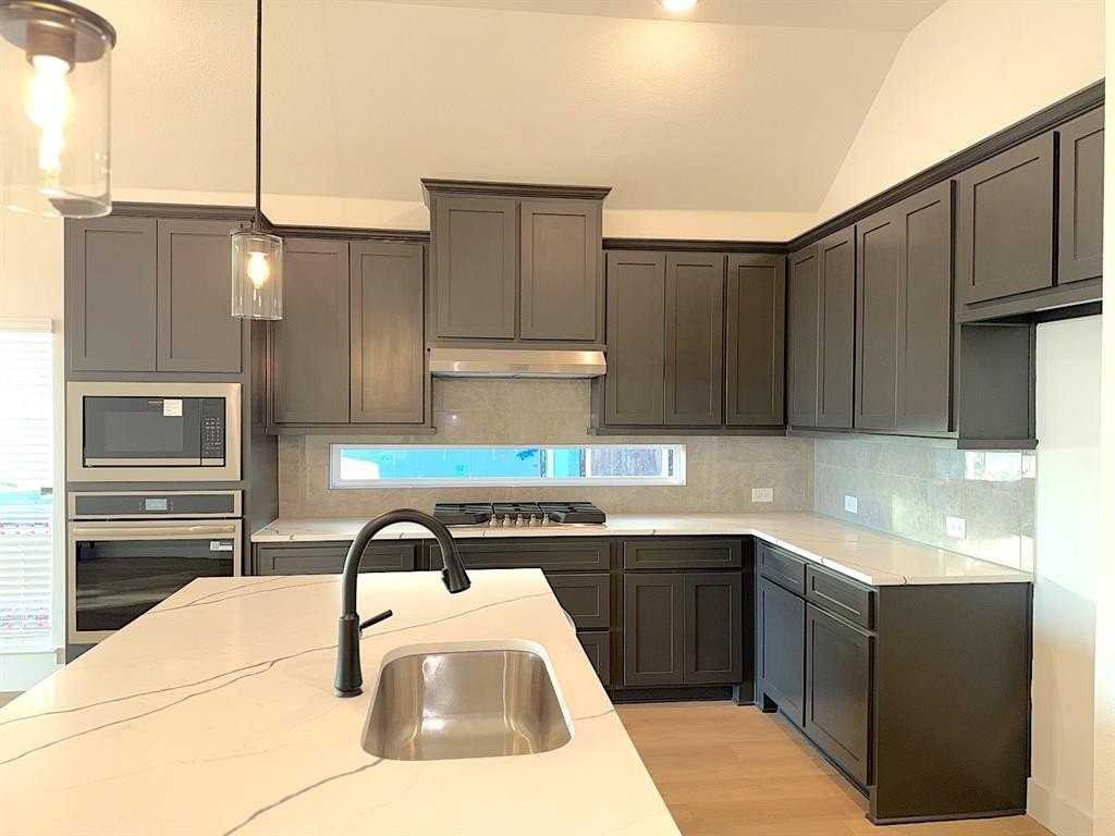 3109 Heather Lake Ct - Photo 2 of 28