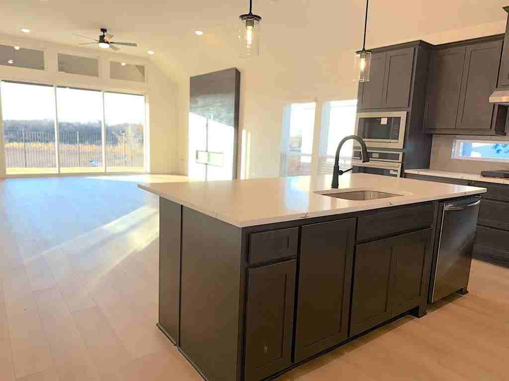 3109 Heather Lake Ct - Photo 4 of 28